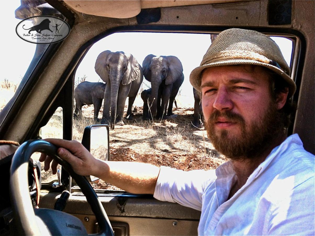 Baker Safari Company Villa Kwangwazi ภายนอก รูปภาพ